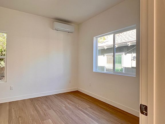 4th image of 2437 S Cuatro Dr