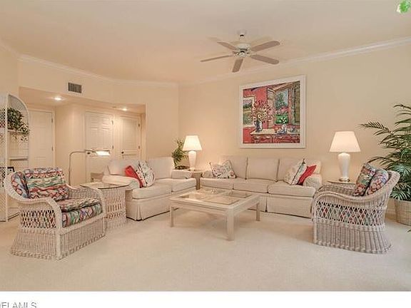 3rd image of 6865 San Marino Dr APT 304