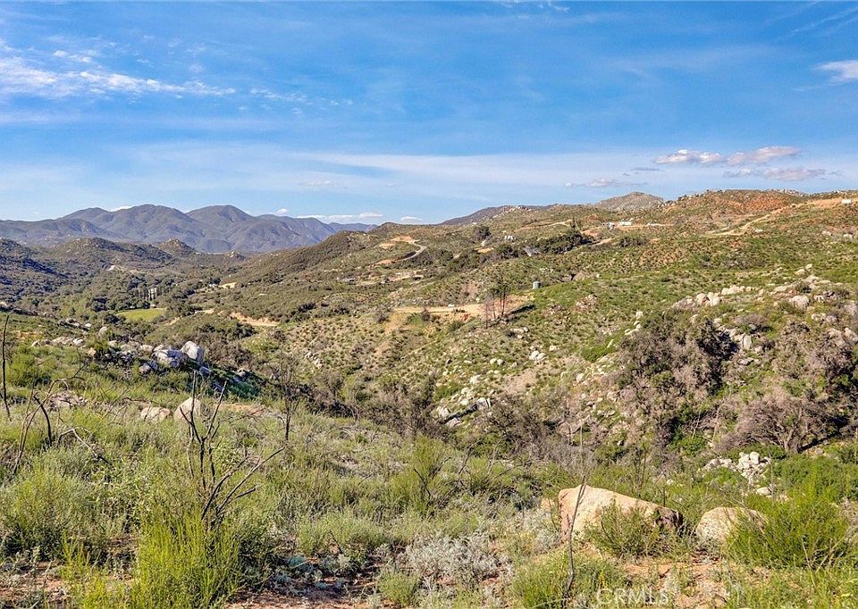 1st image of 2 Decker Canyon Rd