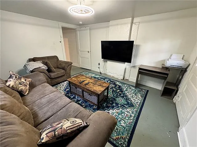 4509 Annunciation St #B — Photo 12