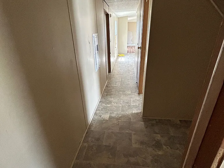 304 Reid Ct — Photo 7