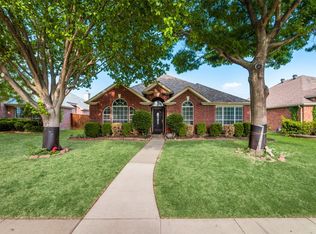 8716 Clearview Ct, Plano, TX 75025