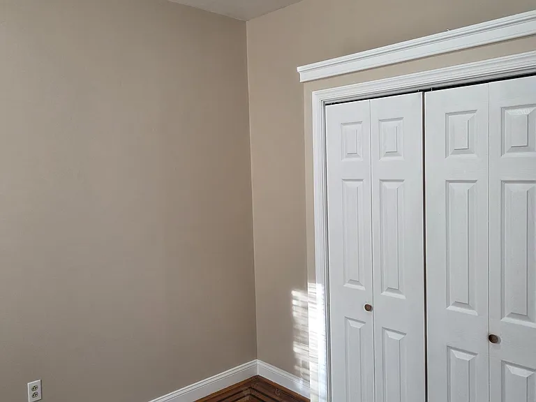 5222 Chestnut St #1R — Photo 2