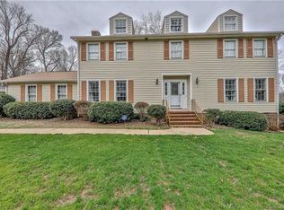 7125 Leesburg Rd, Charlotte, NC 28215