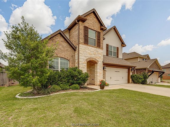 2nd image of 2602 Kinnersley Ct