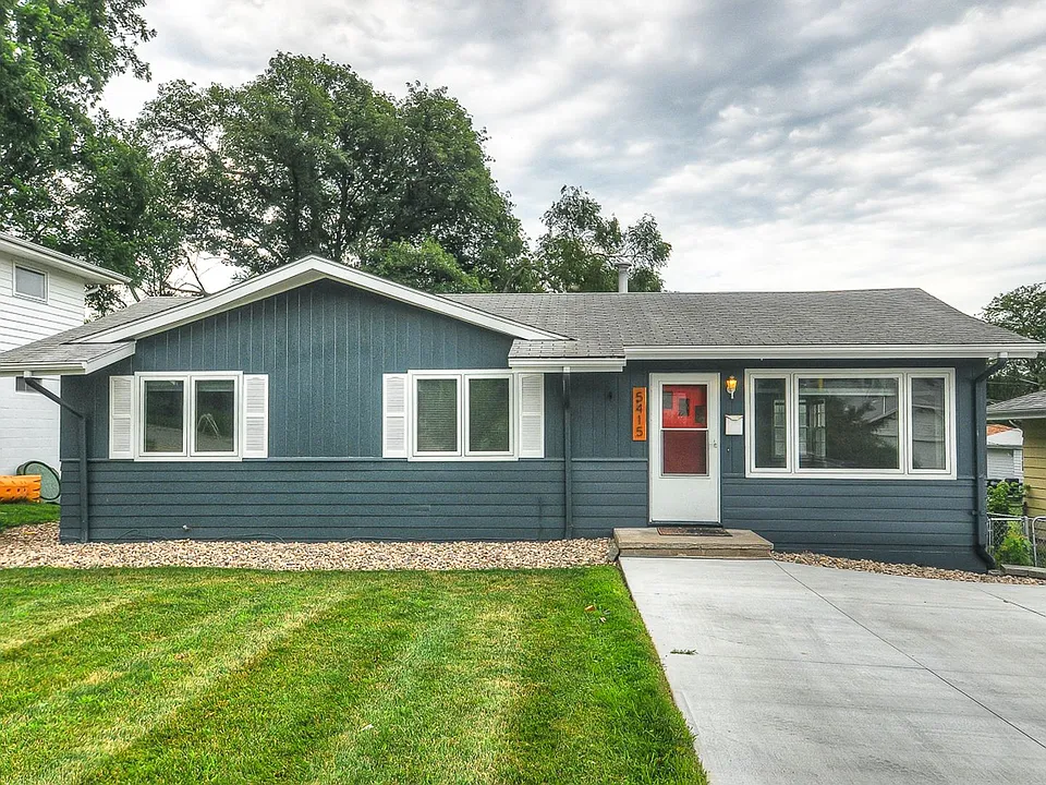 5415 Poppleton Ave
