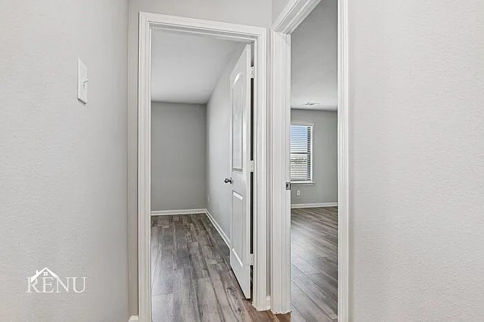 1040 Wheatfield Ln — Photo 19