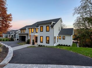 312 Kenrick St, Newton, MA 02458