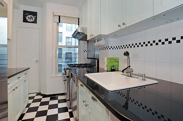 Sold by Corcoran | media 24