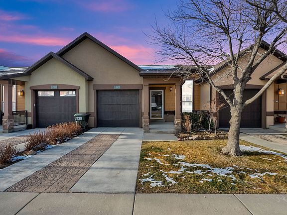 2nd image of 14906 Treseder St