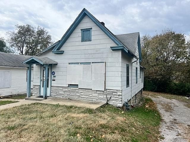 1st image of 2724 Jackson Ave