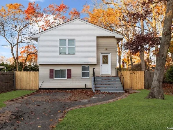 57 2nd Street, Ronkonkoma, NY 11779