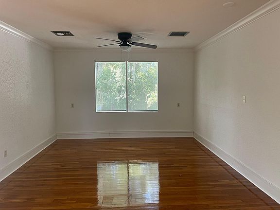 5th image of 1412 Dauphin Ln #2