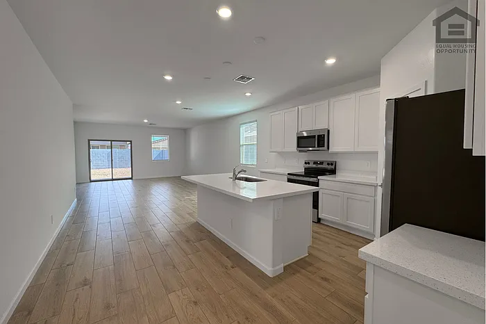18236 W Via Del Sol — Photo 11
