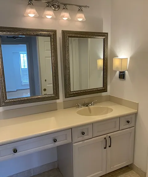 613 Granville Ct #613 — Photo 8
