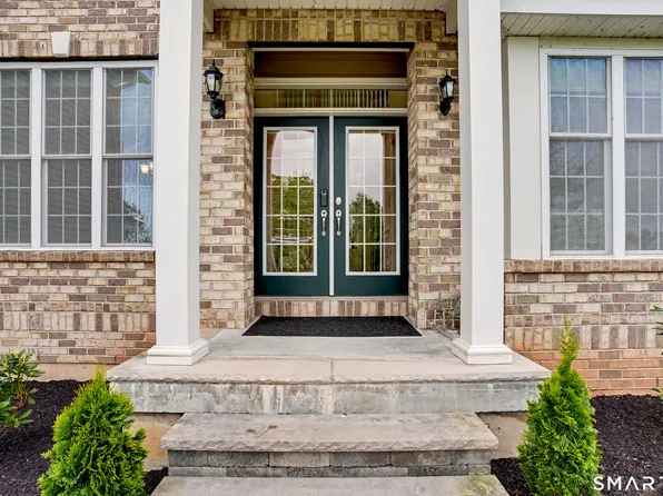 4 Poppy Lane, Wallingford, CT 06492