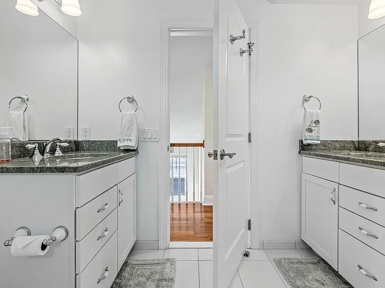 29 N Iroquois Ave — Photo 33