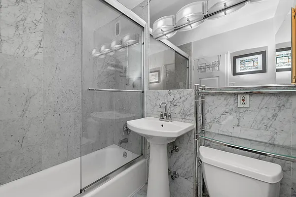 Sold by Compass | media 7