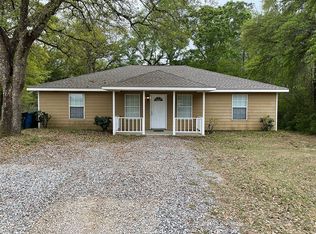 22226 Red Bluff Rd, Moss Point, MS 39562