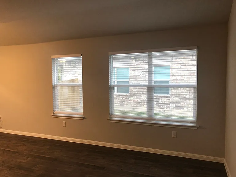 3504 Blazeby Dr — Photo 11