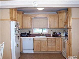 4th image of 69 Wedgewood Dr