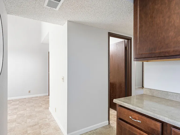 7235 Cinnamon Cir — Photo 12
