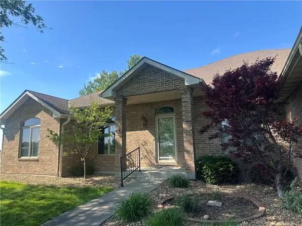 169 NE County Road V Rd, Warrensburg, MO 64093