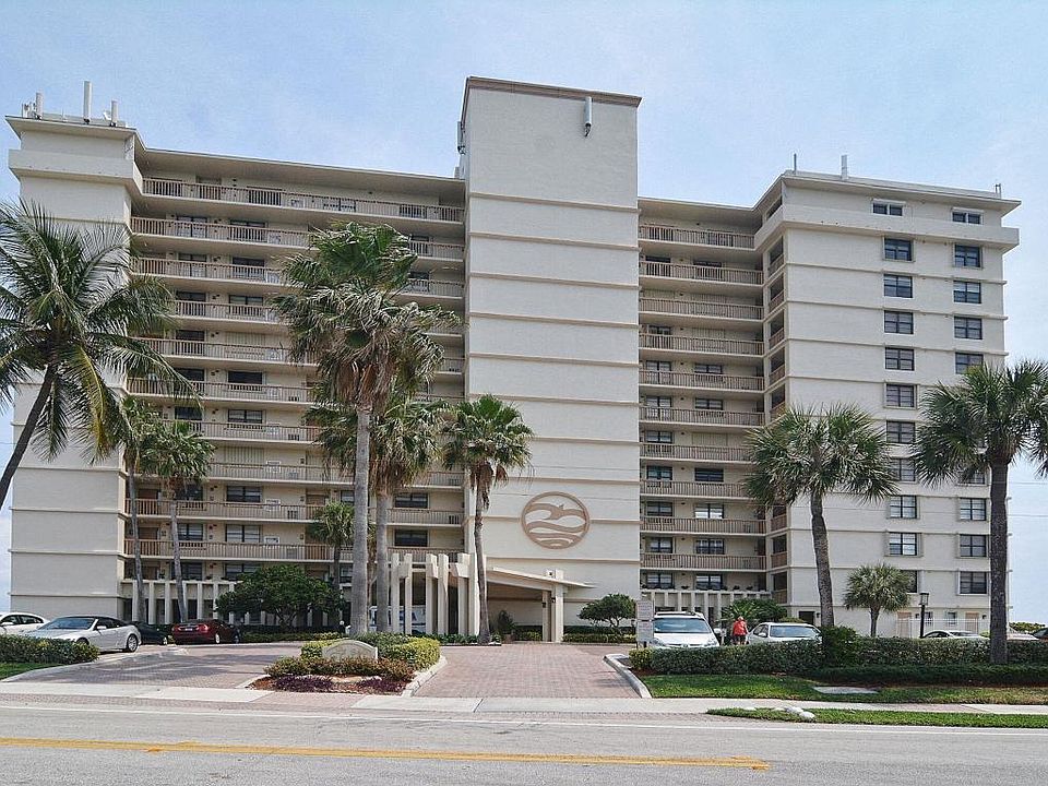 1st image of 840 Ocean Dr APT 706