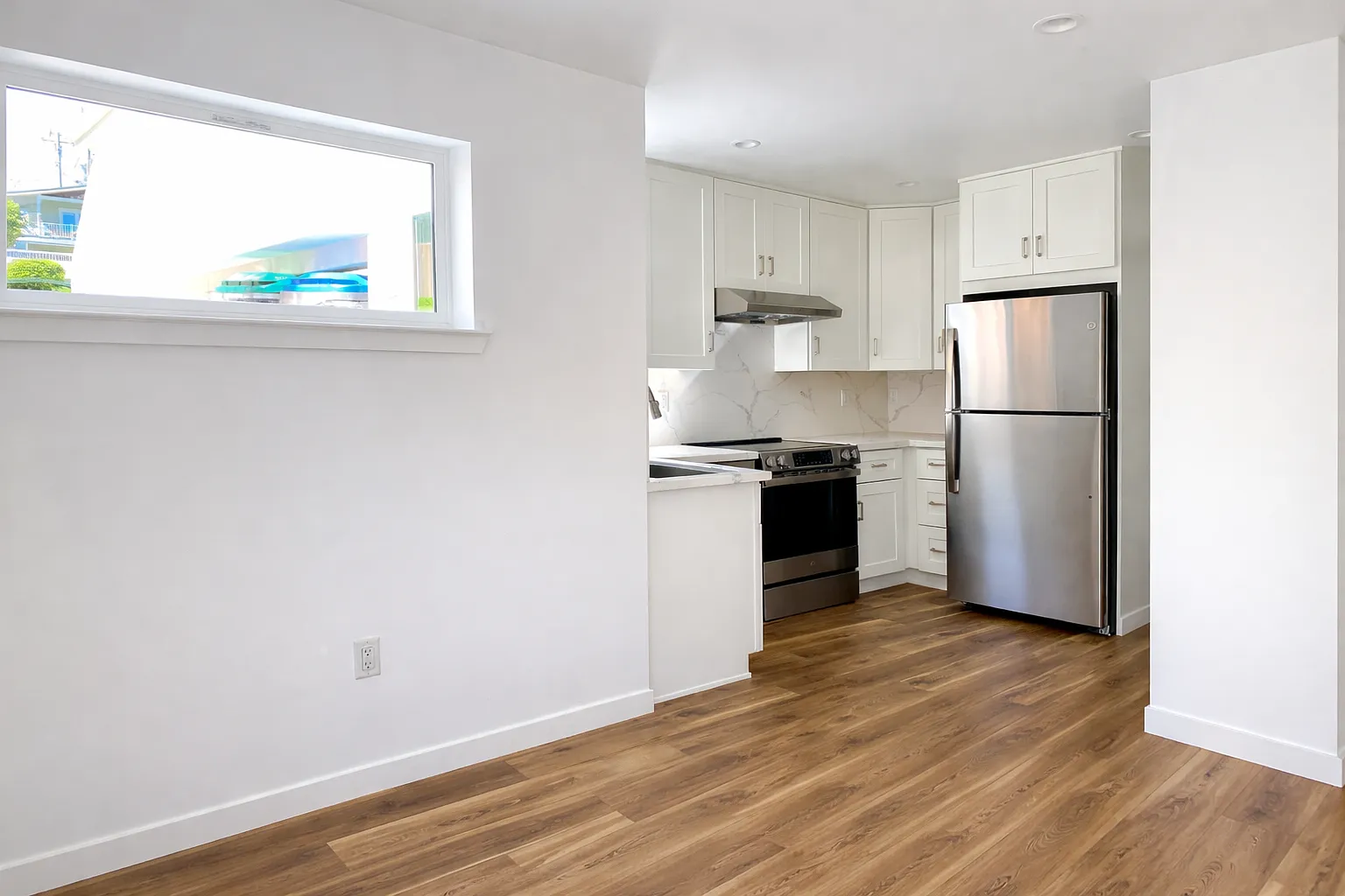 3 bed, 749 sqft, $4,800 — Photo 4