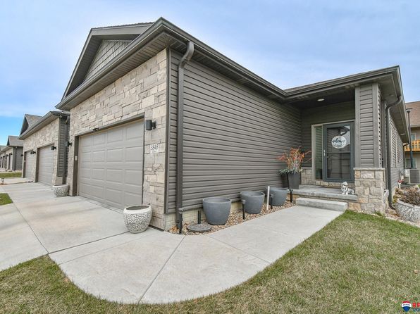 3848 Cabo Dr, Lincoln, NE 68516