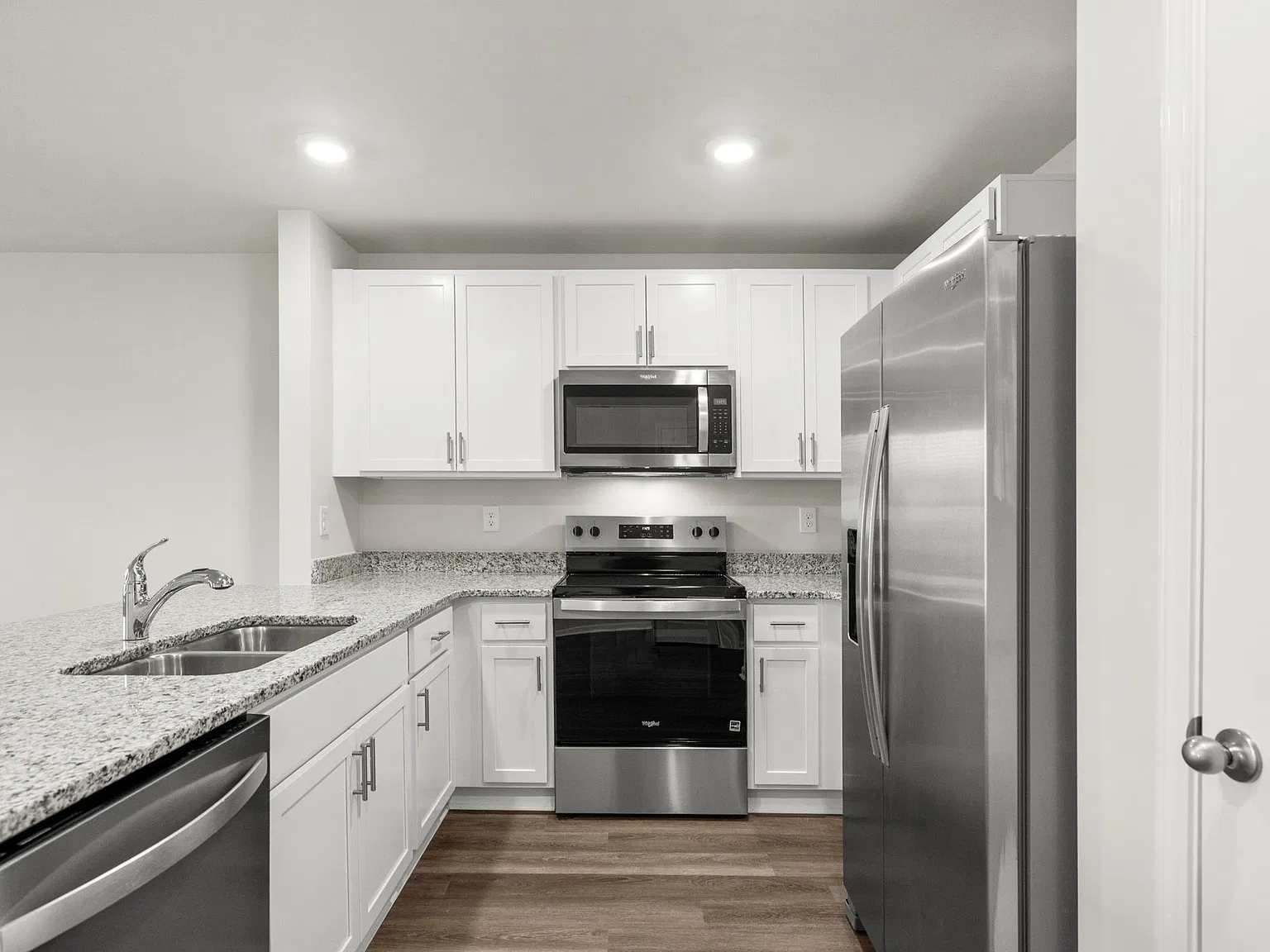 543 Gemstone Boulevard - 1 — Photo 4