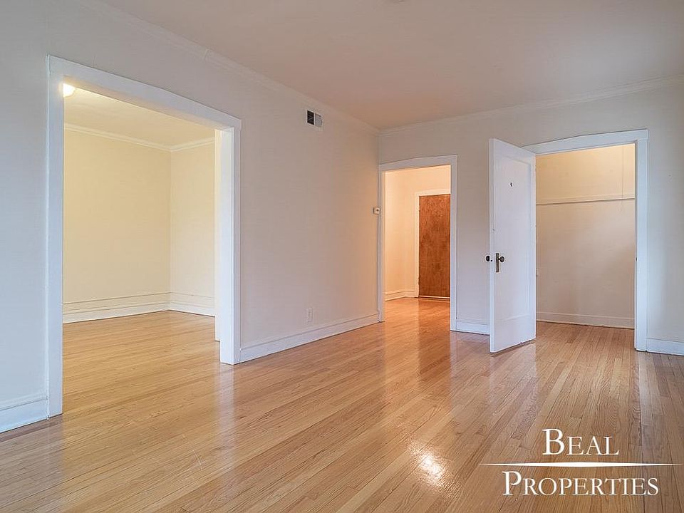 1st image of 1319 Oak Ave APT 1D