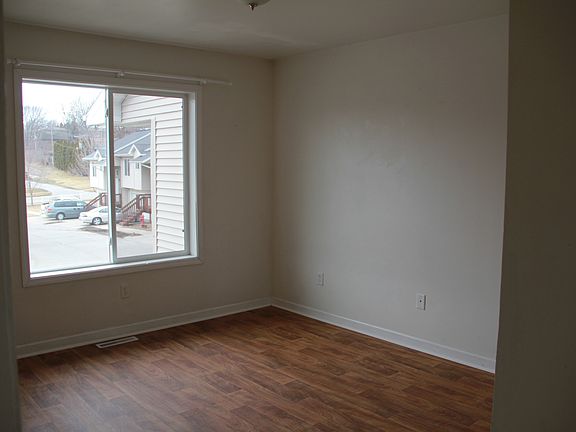 Flooring type varies by unit