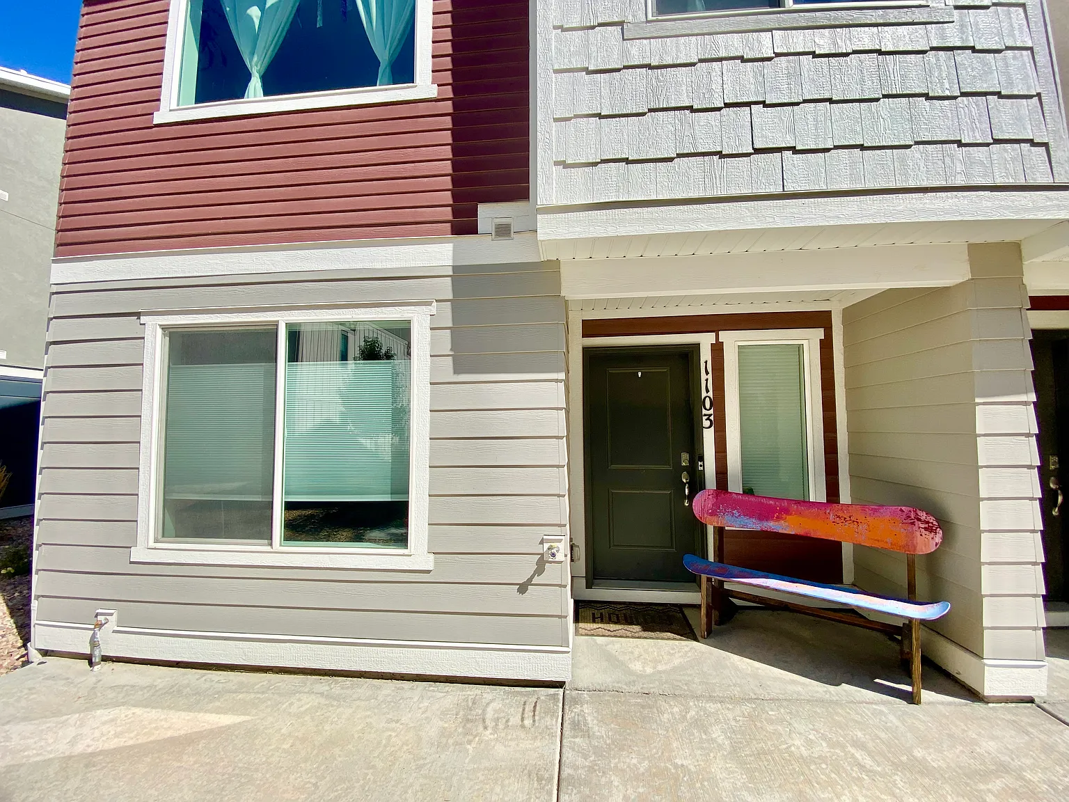 4 bed, 2054 sqft, $2,375 — Photo 2