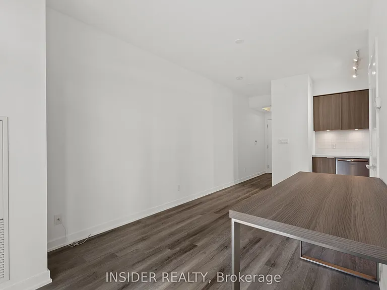 30 Ordnance St #703 — Photo 7