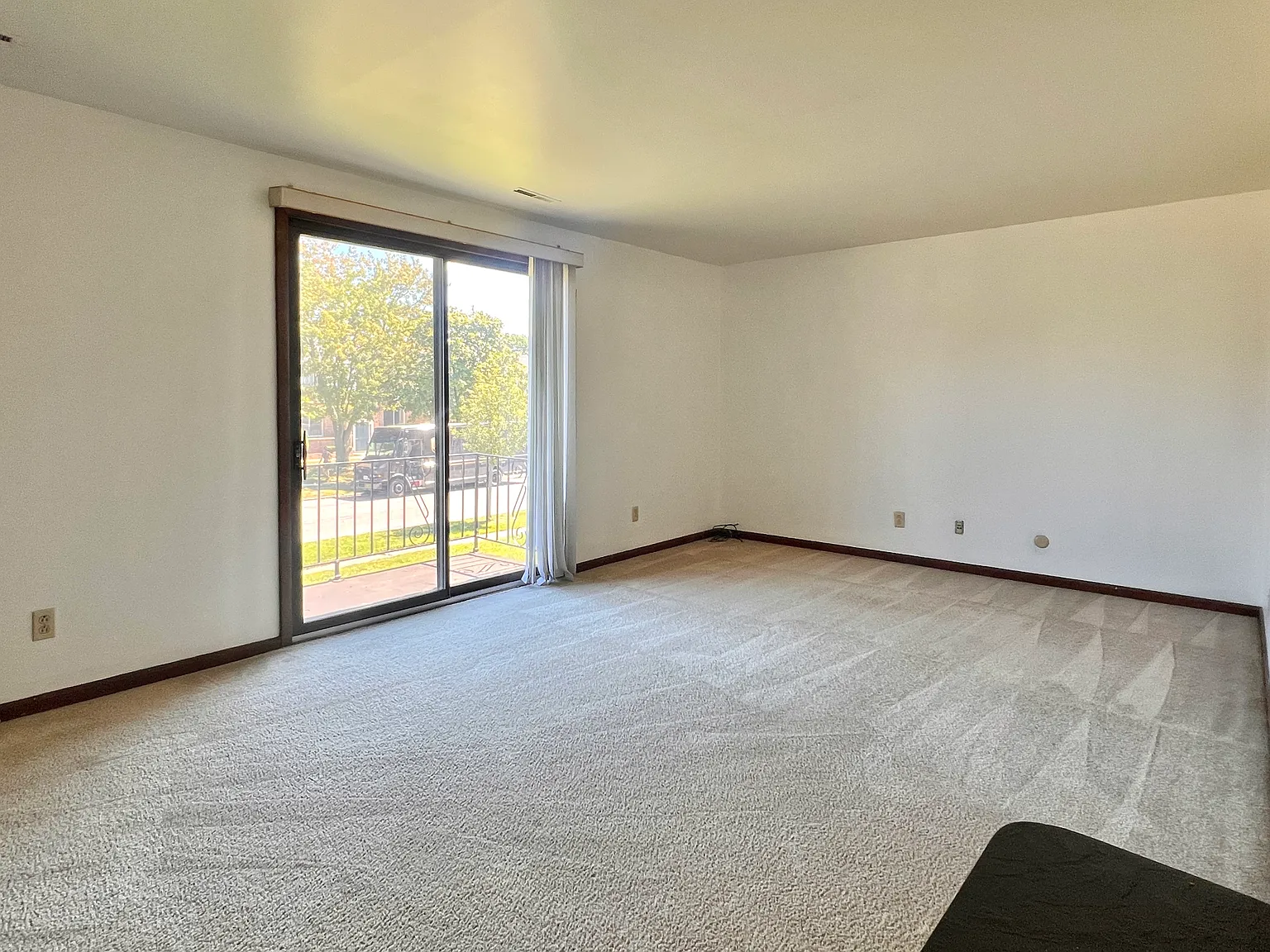 2 bed, $1,295 — Photo 3