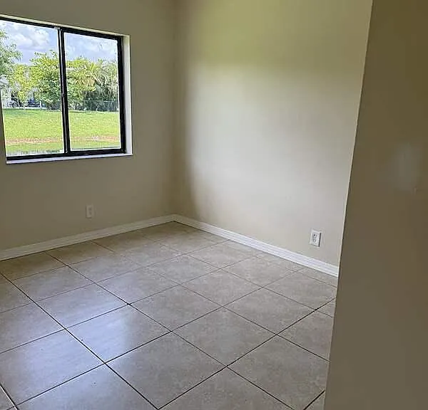 10914 Royal Palm Blvd #10914 — Photo 11