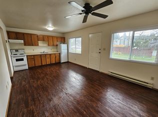 2294 McKenzie Rd #7, Abbotsford, BC V2S 3Z8