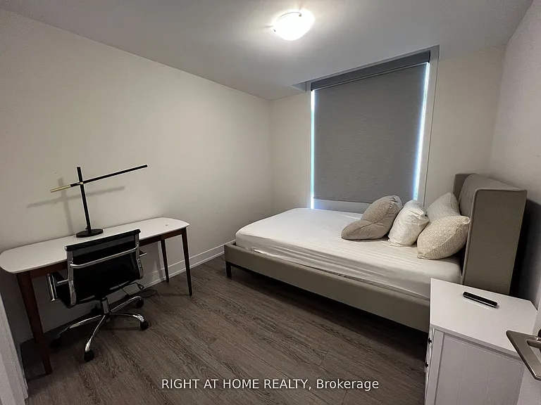 12868 Yonge St W #16 — Photo 4