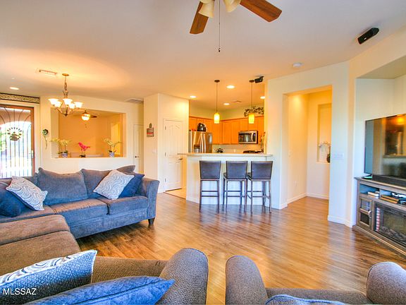 2nd image of 12901 N Fox Hollow Dr