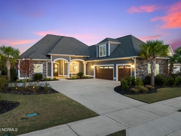 8678 Horse Nettle Drive NE, Leland, NC 28451