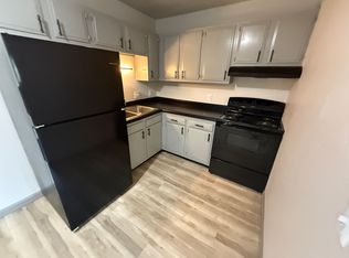 4454 N Division St APT 104, Davenport, IA 52806