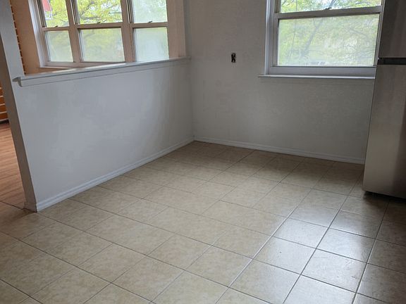 4th image of 1769 W 4th St Floor 3
