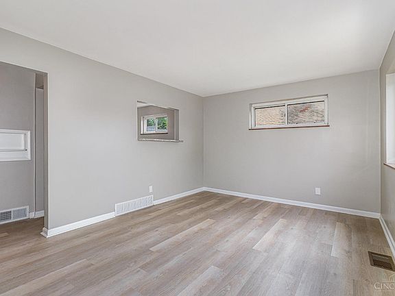 5th image of 3766 Nightingale Dr