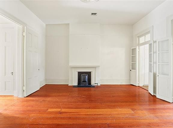 3rd image of 515 Saint Ann St #3