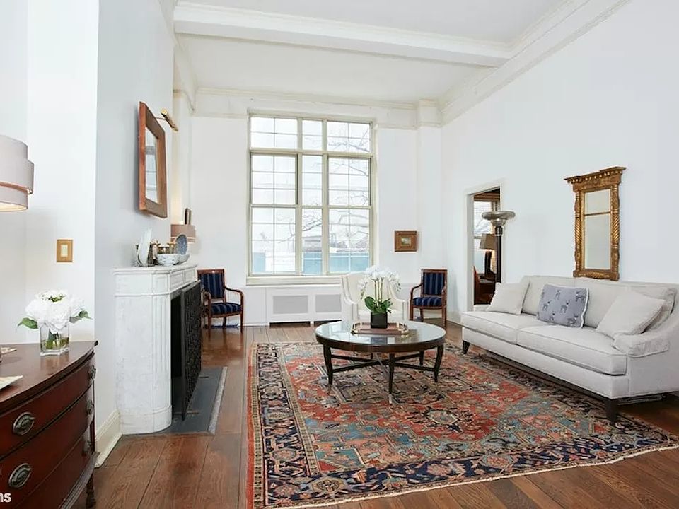 1st image of 434 E 52nd St APT 2G