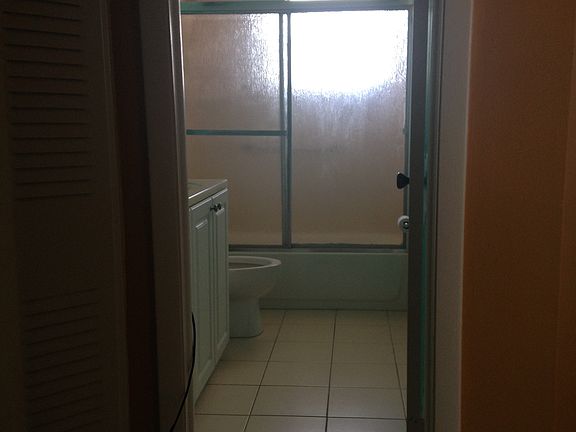 3rd image of 7521 NW 16th St APT 4301