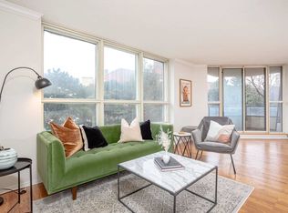 268 Ridley Blvd #211, Toronto, ON M5M4N3