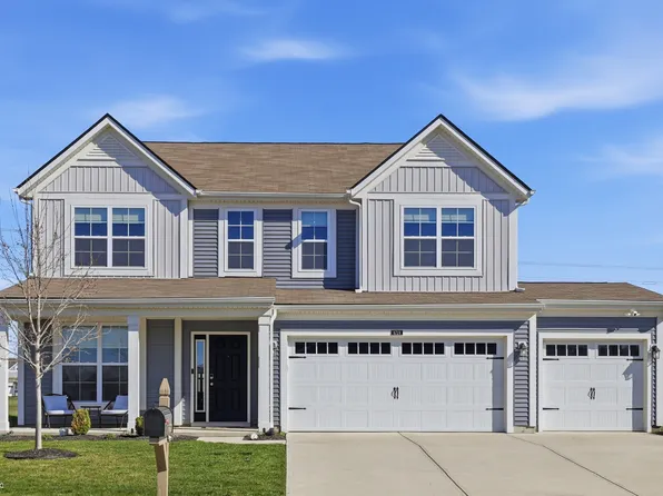 6724 Red Barn Dr, Whitestown, IN 46075