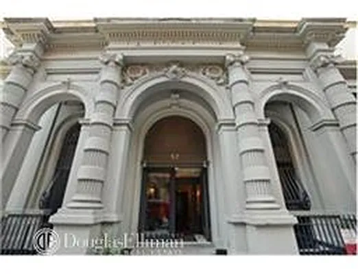 Rented by Douglas Elliman | media 38